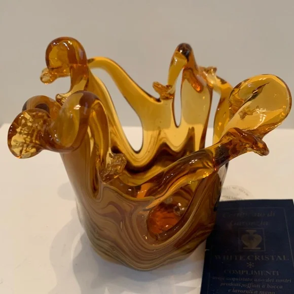 Handmade Small Glass Sculptured Bowl by White Crystal and Marked Made in Italy - Picture 3 of 15